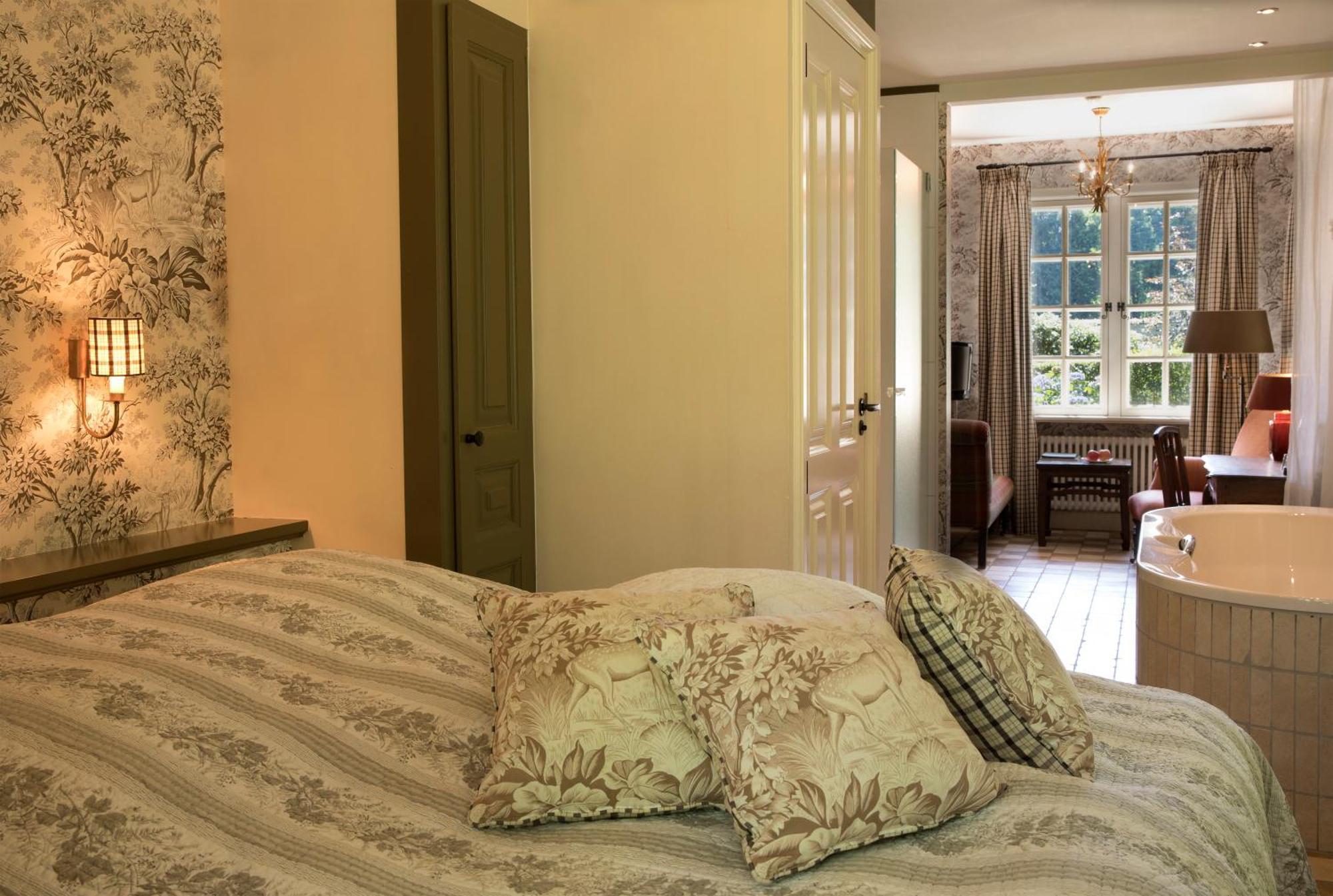 Relais & Chateaux Hotel Landgoed Het Roode Koper เออร์เมโล ภายนอก รูปภาพ